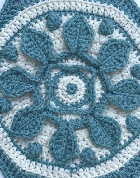 Crochet course 3 at the School of Stitched Textiles, accredited by City and Guilds