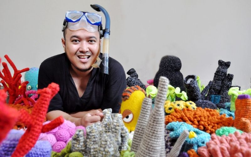 Mulyana with his ocean underwater knits