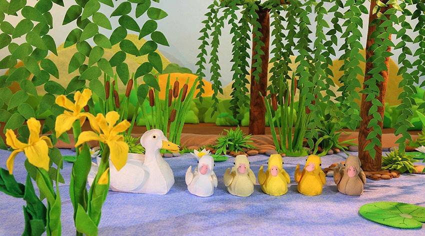 5 Little Ducks as featured on Little Woolly Vision, Animation company founded by knit artist Sarah Simi