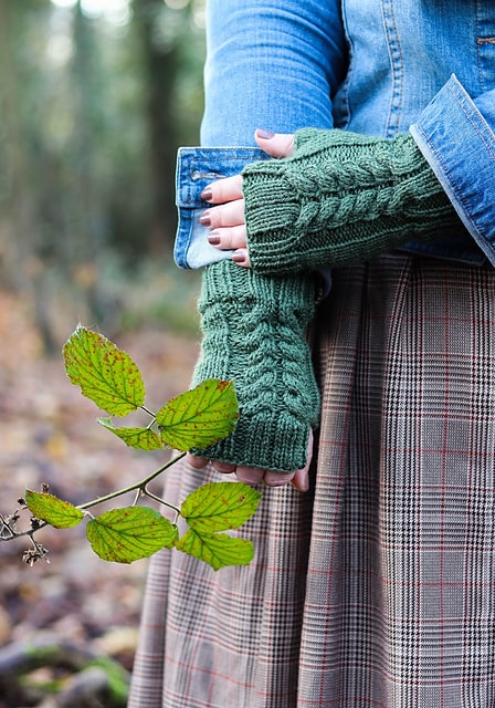 Knitted fingerless mittens by Anna Nikipirowicz