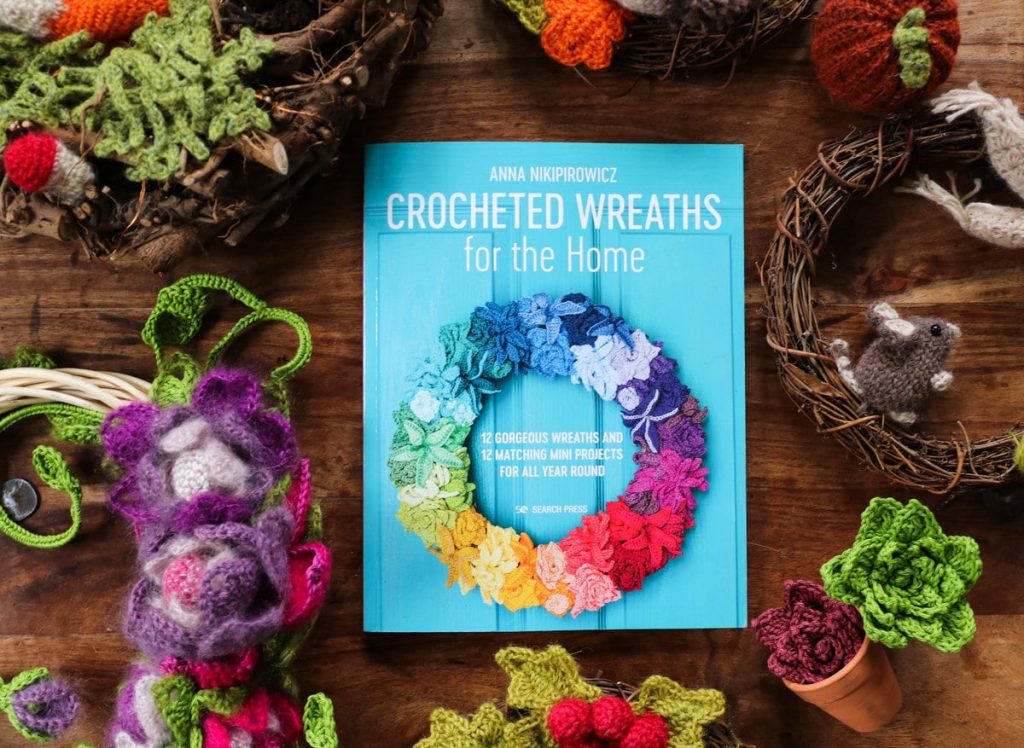 Crocheted Wreaths for the Home by Anna Nikipirowicz