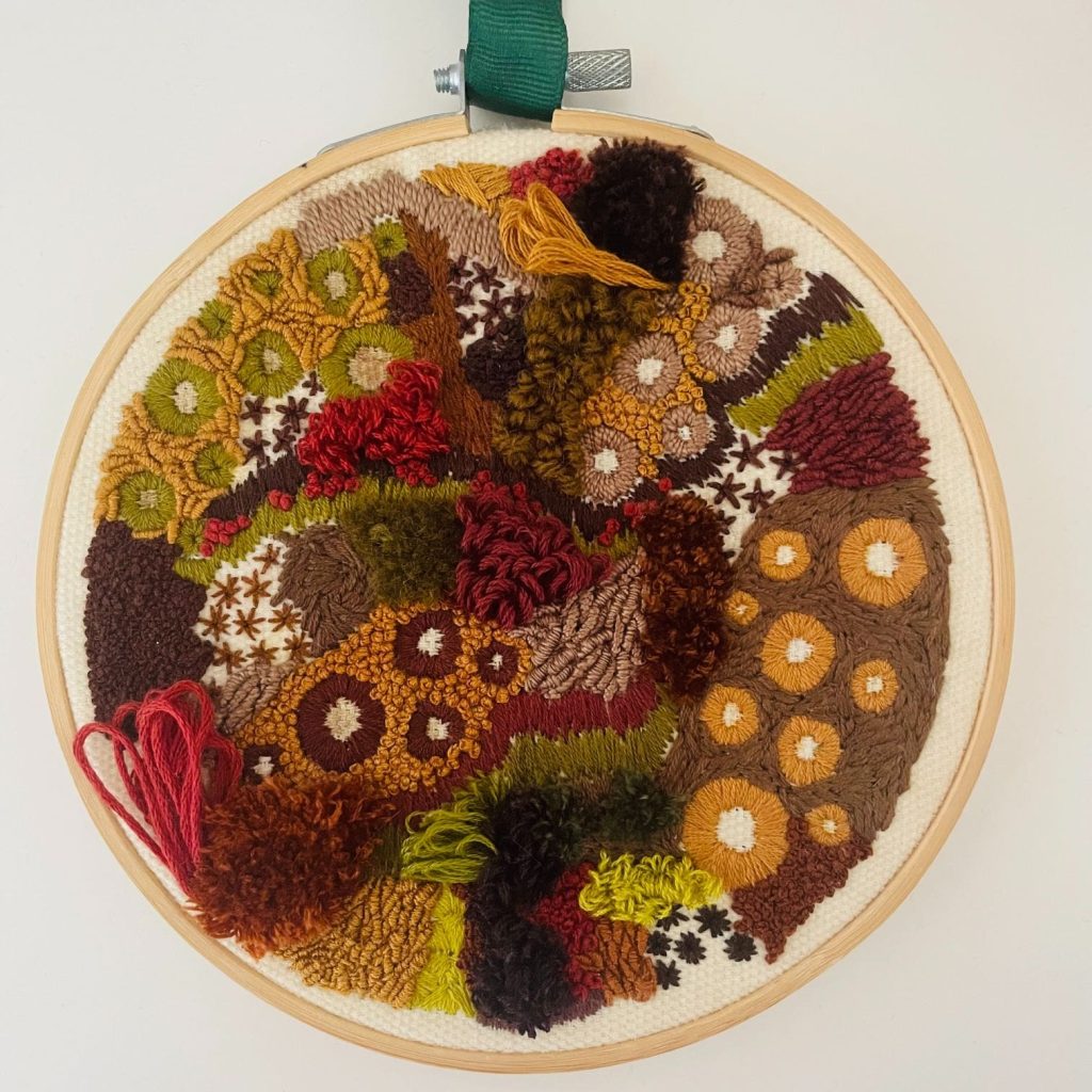 Beth Rhodes , Student Exhibition Awards (Best completed Piece nominee), Hand Embroidery