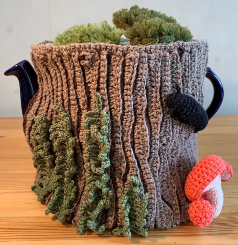 3d stump crocheted by Asa Brama and featured in the Student Excellence Awards