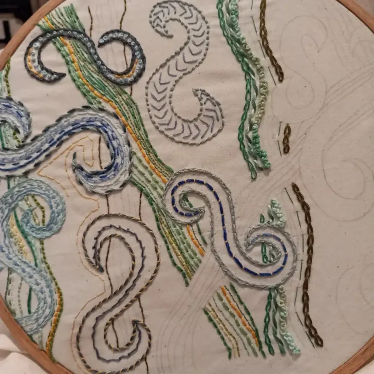 Rachel Ball - @ontheedgeofthesand (HE2)