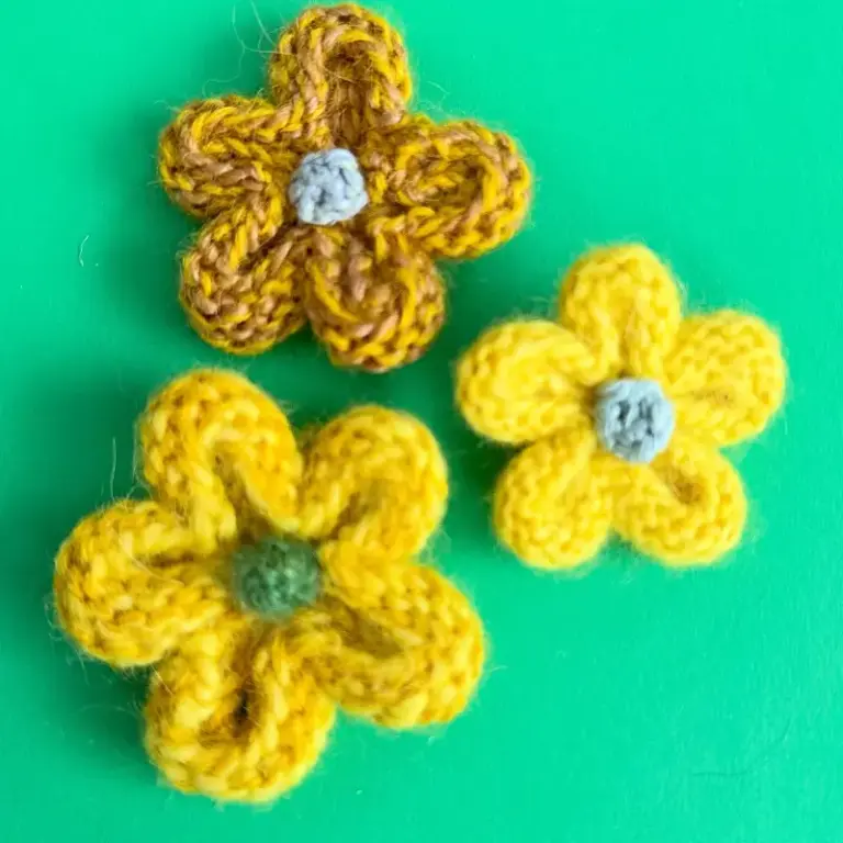 Knitted flower course work by Cilla, advanced knitting student
