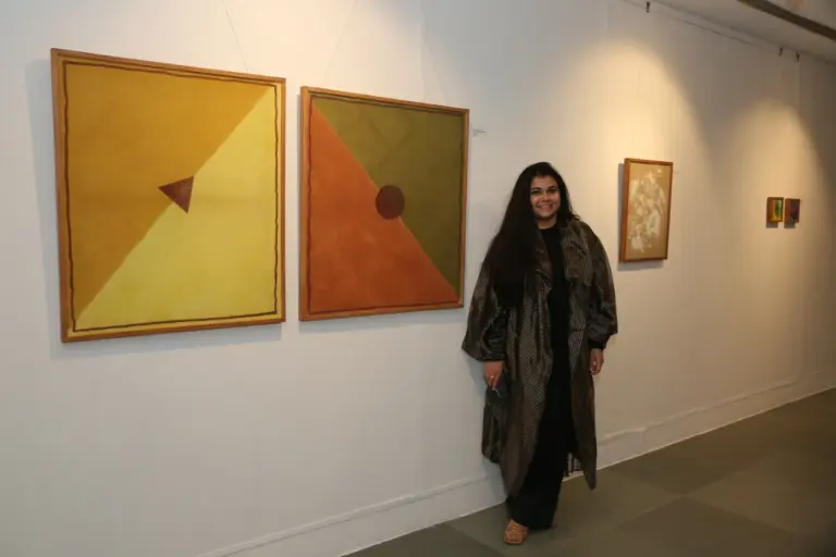 Portrait of visual artist and ethnographer Sayali Goyal, guest on Textile Talk.
