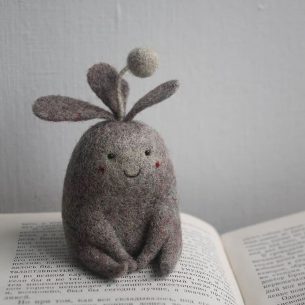 stowaway-toys2-min Felt creation by felt artist Nastasya Shuljak